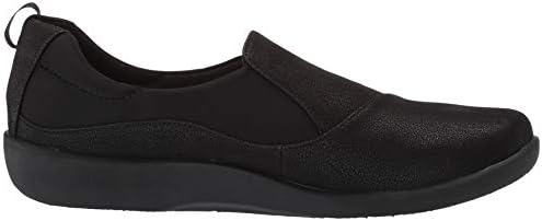 Clarks Women's CloudSteppers Sillian Paz Slip-On Loafer - Image 6